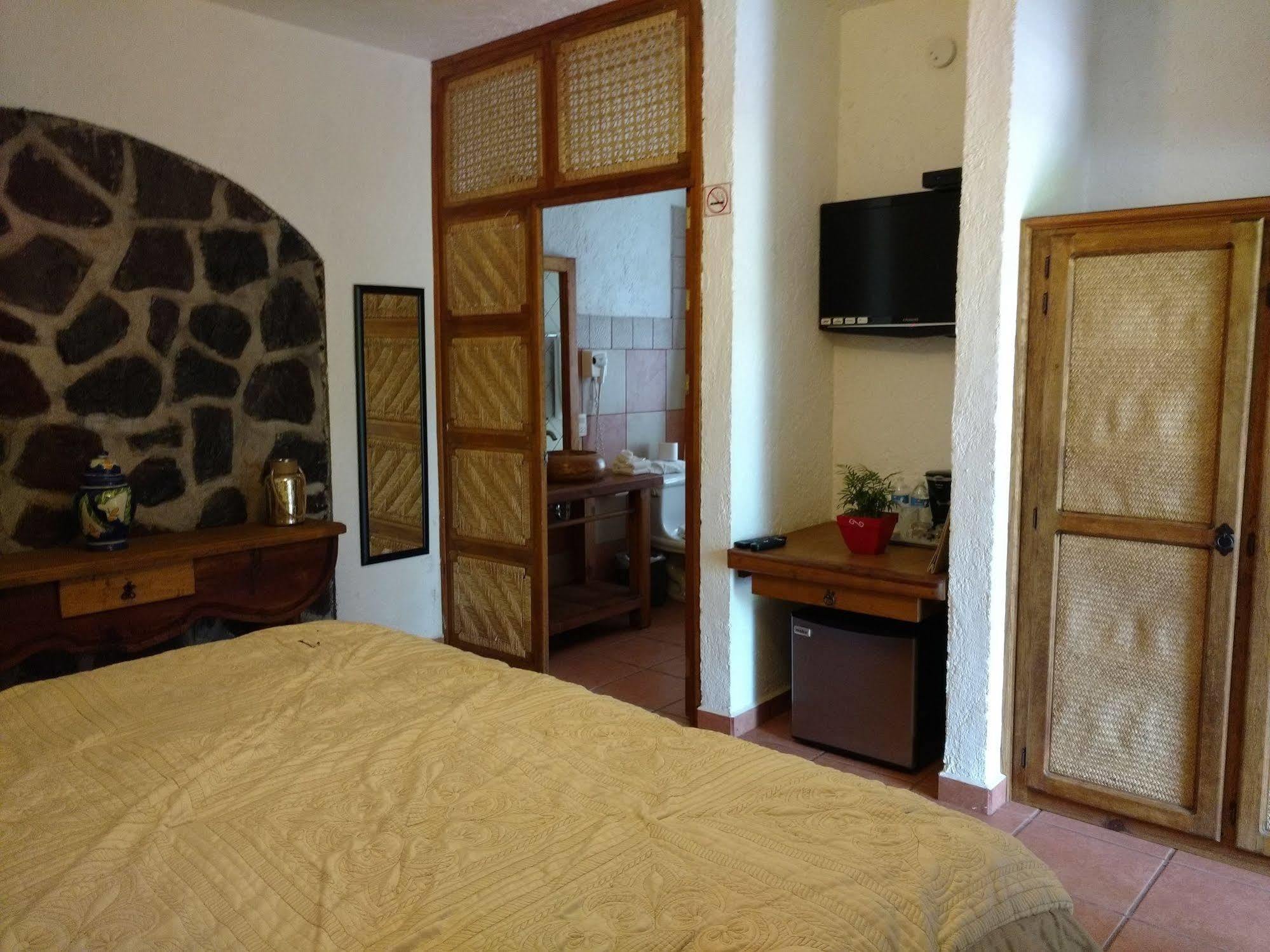 Casa D'Lobo Hotel Boutique Malinalco Exterior photo